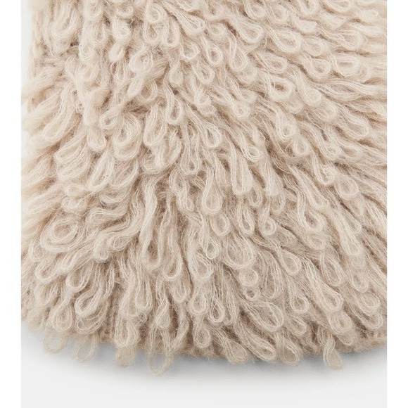 NWT ZARA TEXTURED KNIT SCARF - Picture 4 of 5